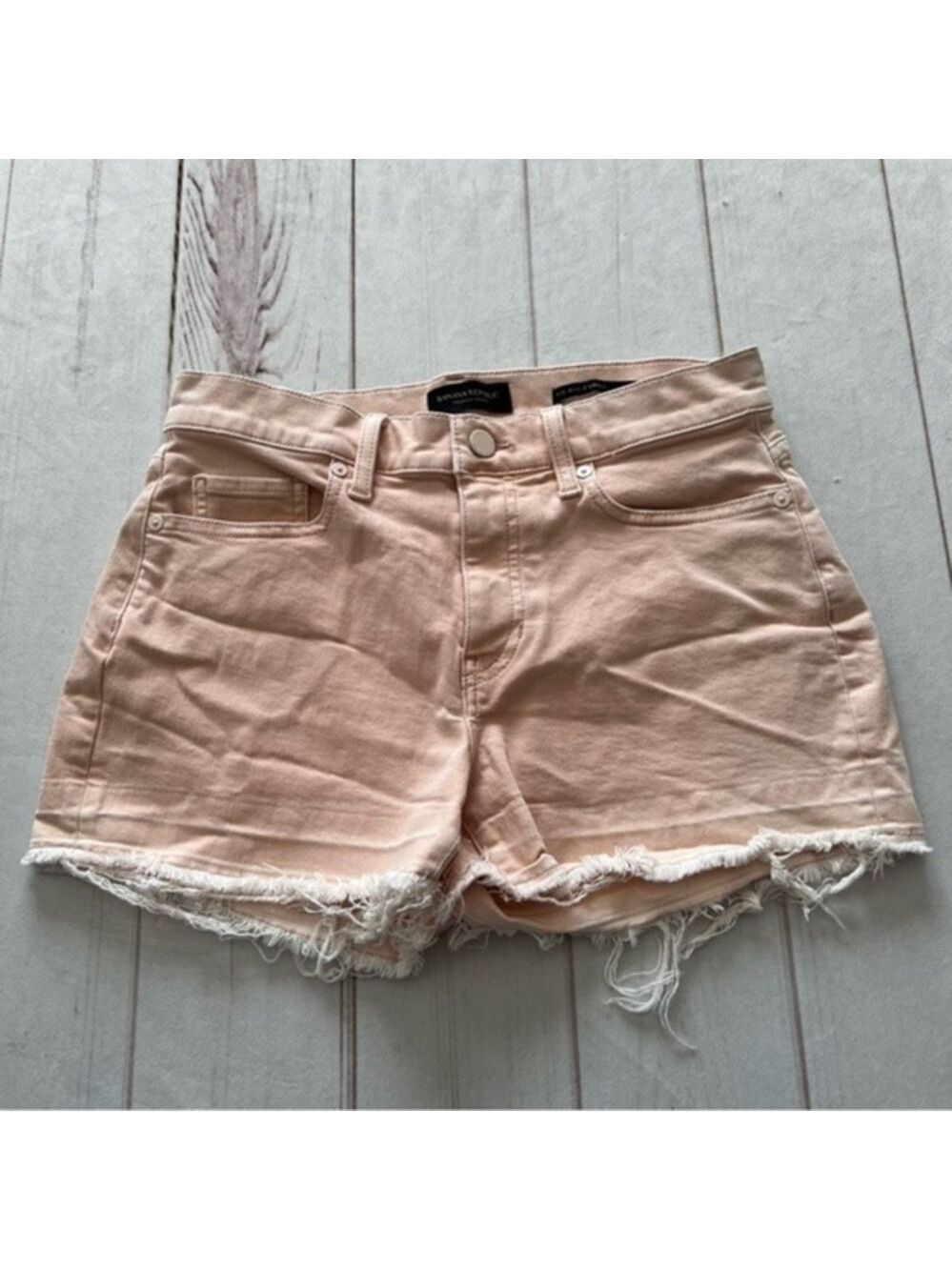 Banana Republic Womens Shorts Size 27 Cutoff Distressed Denim Frayed Midrise 3"